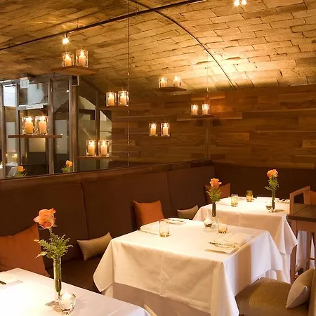 Gasthaus & 