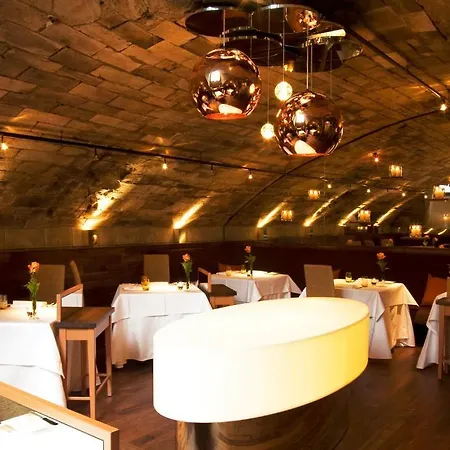 Gasthaus & 
